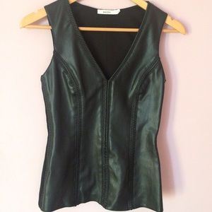 Bailey 44 Cute Leather-like Top
